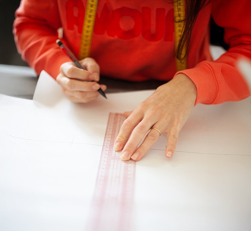 Ana des Cabanasses dans son atelier